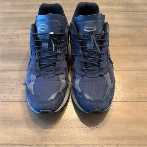 New Balance Dark Blue Athletic Shoes